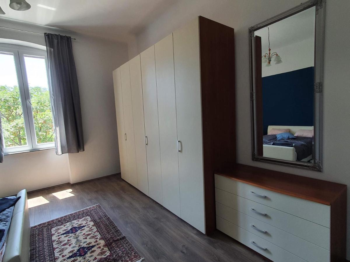 Apartment Tina Pula Exterior photo